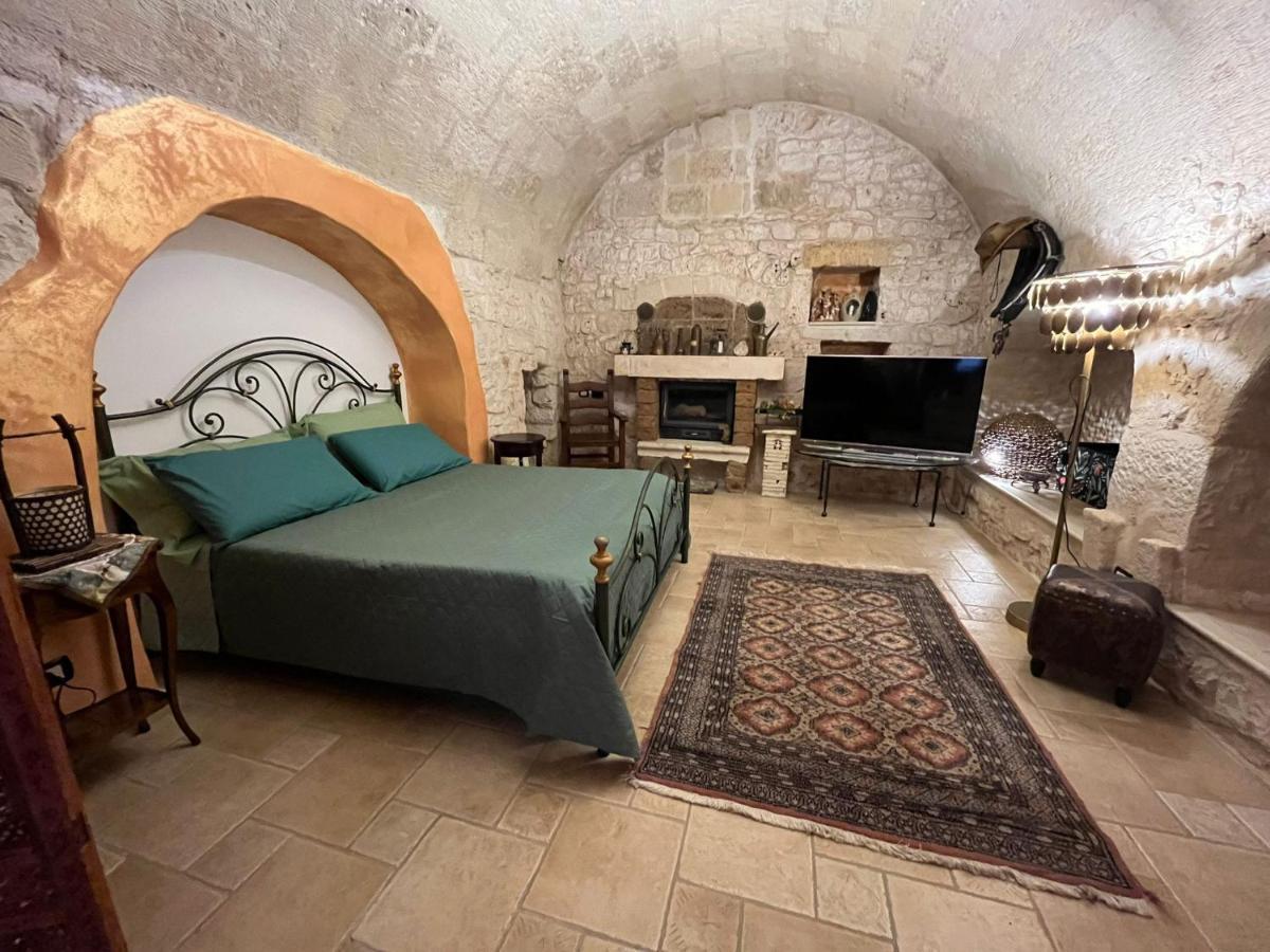 Case Vacanza E Camere In Villa Isabella Con Parcheggio Custodito E Wifi Gioia Del Colle Exterior foto